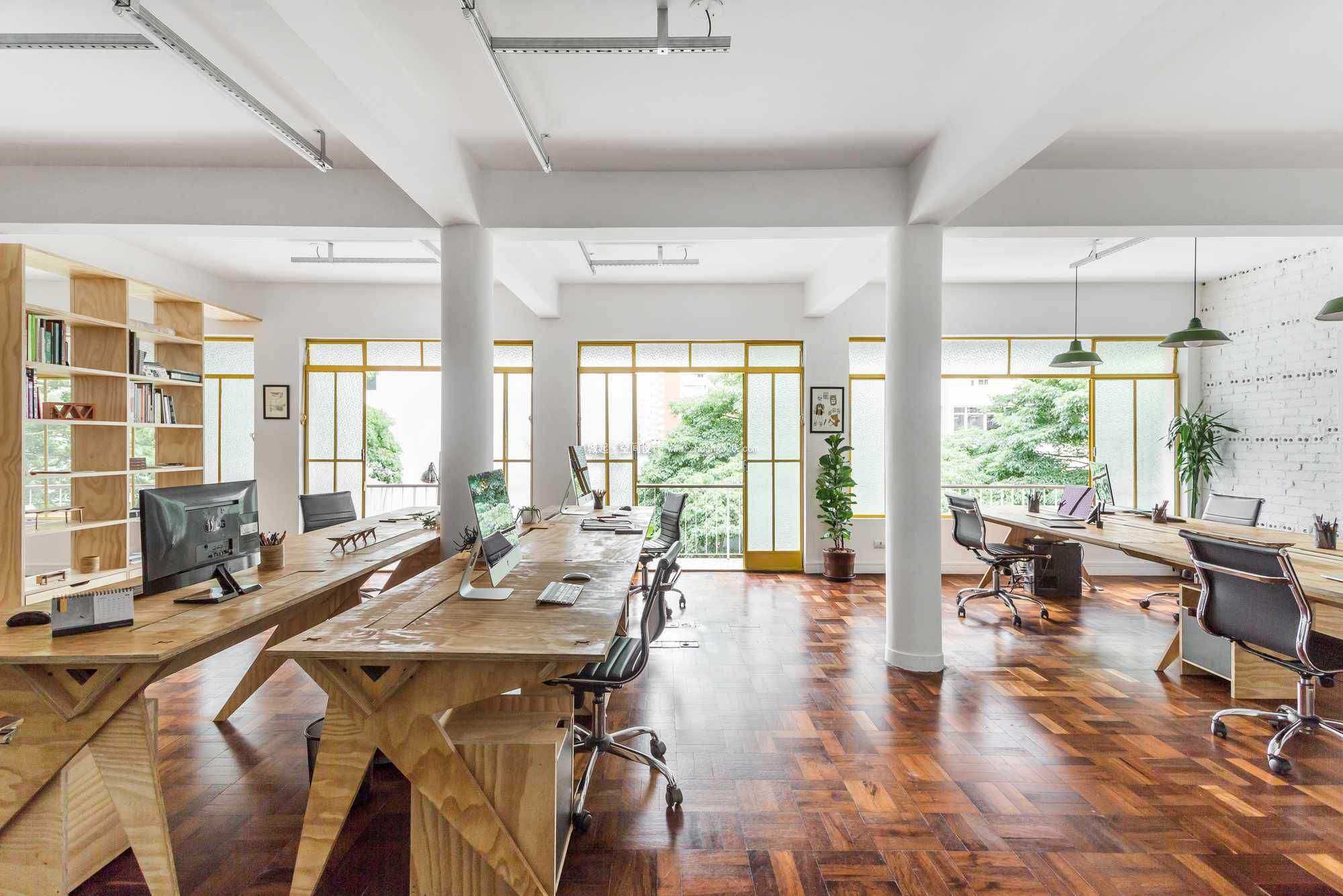 長沙開福區(qū)辦公室風(fēng)水布局原則要合理選擇辦公桌效果圖 長沙開福區(qū)辦公室風(fēng)水布局原則要合理選擇辦公桌效果圖