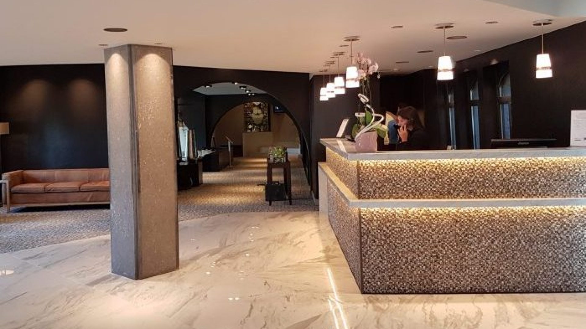 大學(xué)學(xué)生文化中心教育空間裝修設(shè)計(jì)案例效果圖 大學(xué)學(xué)生文化中心教育空間裝修設(shè)計(jì)案例效果圖