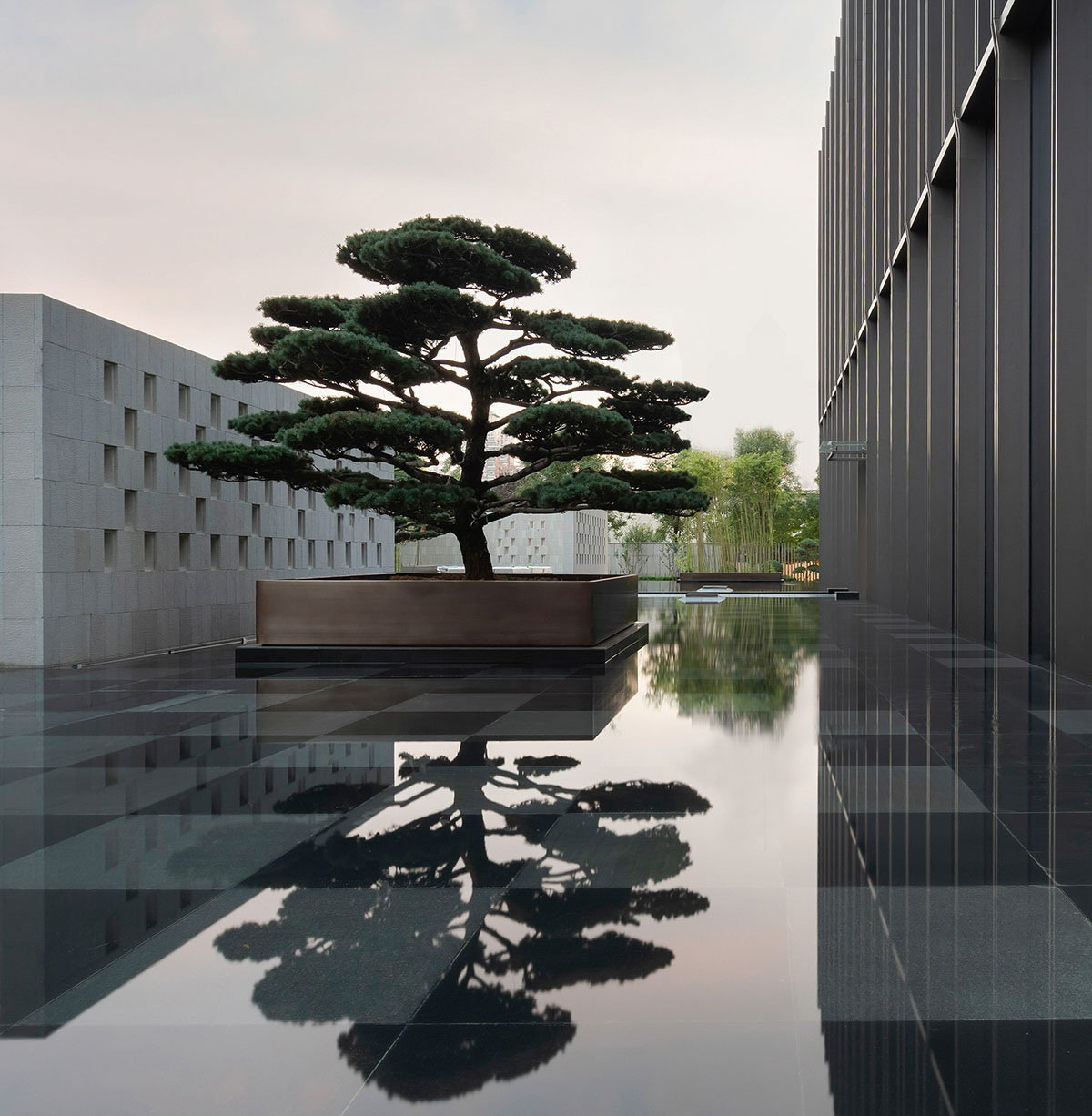 商業(yè)空間內(nèi)環(huán)境展示陳列區(qū)設(shè)計(jì)效果圖 商業(yè)空間內(nèi)環(huán)境展示陳列區(qū)設(shè)計(jì)效果圖